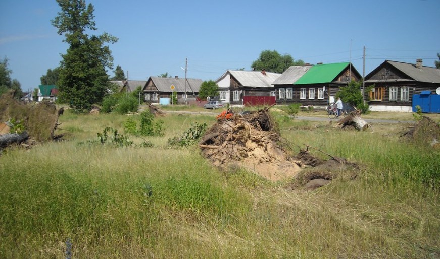 Чиновника администрации поселка Золотково будут судить за халатность