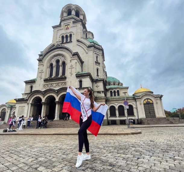 Красавица из Судогда стала "Миссис Совершенство" на конкурсе красоты в Болгарии