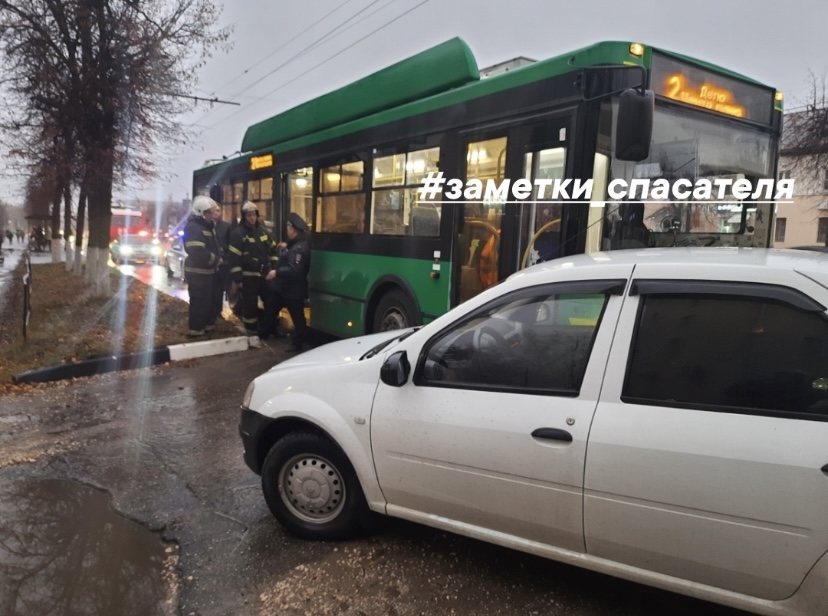 Женщина разбила голову в ковровском автобусе
