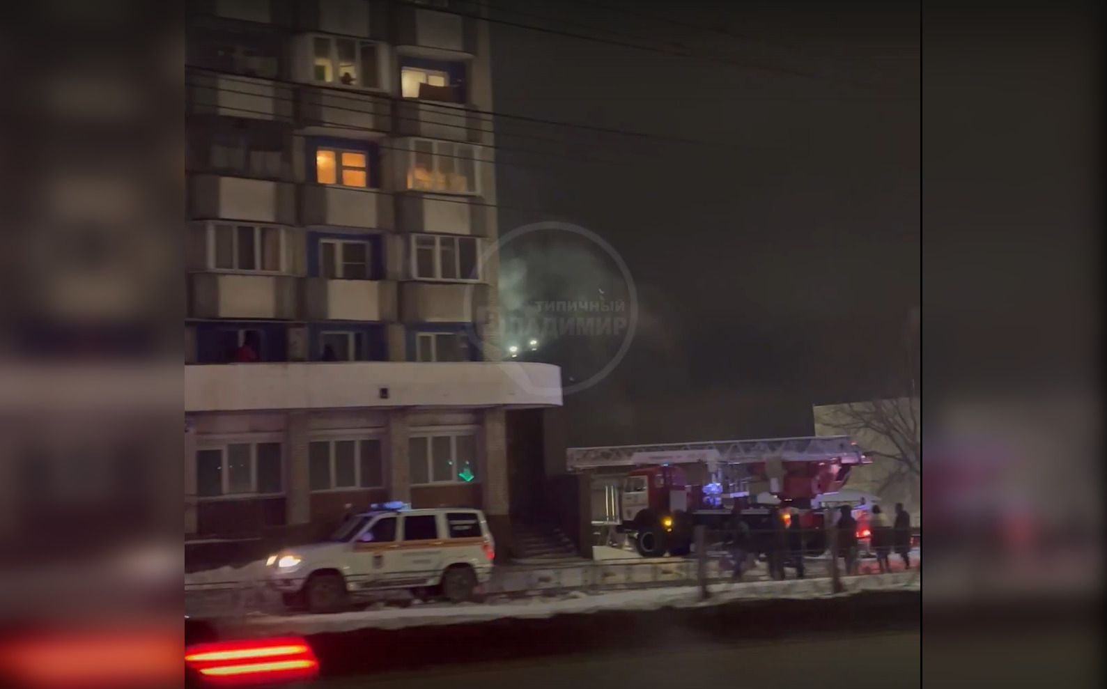 Во Владимире из горящего общежития эвакуировали 40 человек и спасли одного ребенка