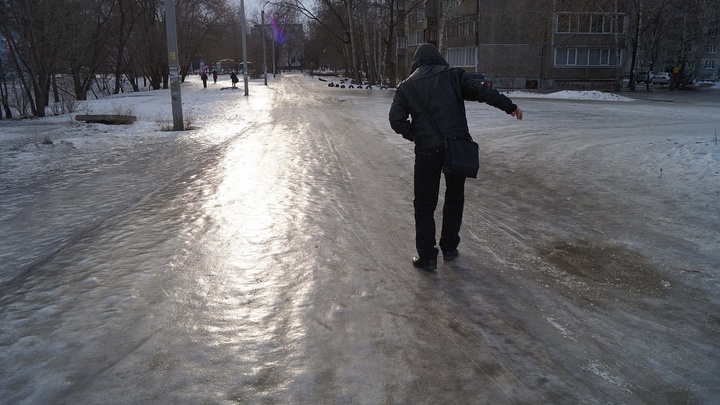 Во Владимирской области 87 управляющих компаний не расчистили территории от снега и наледи