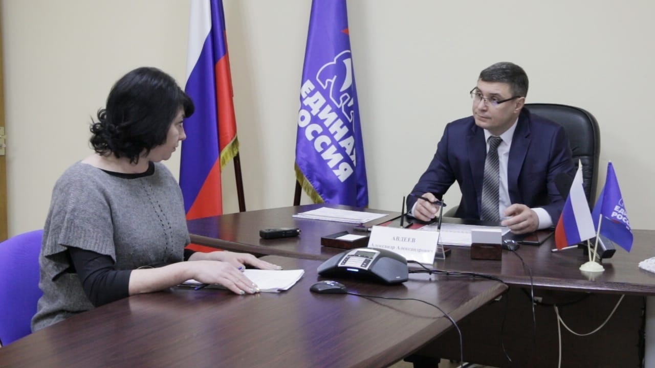 В Декаду приемов граждан в ЕР обратились около 300 жителей нашего региона 