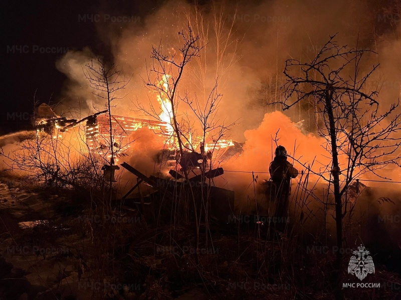 Во Владимирской области во время пожара в жилом доме погиб мужчина 