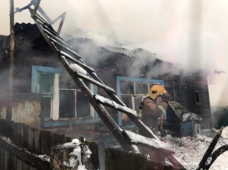 В Суздальском районе пожар в двухвартирном доме привел к человеческим жертвам