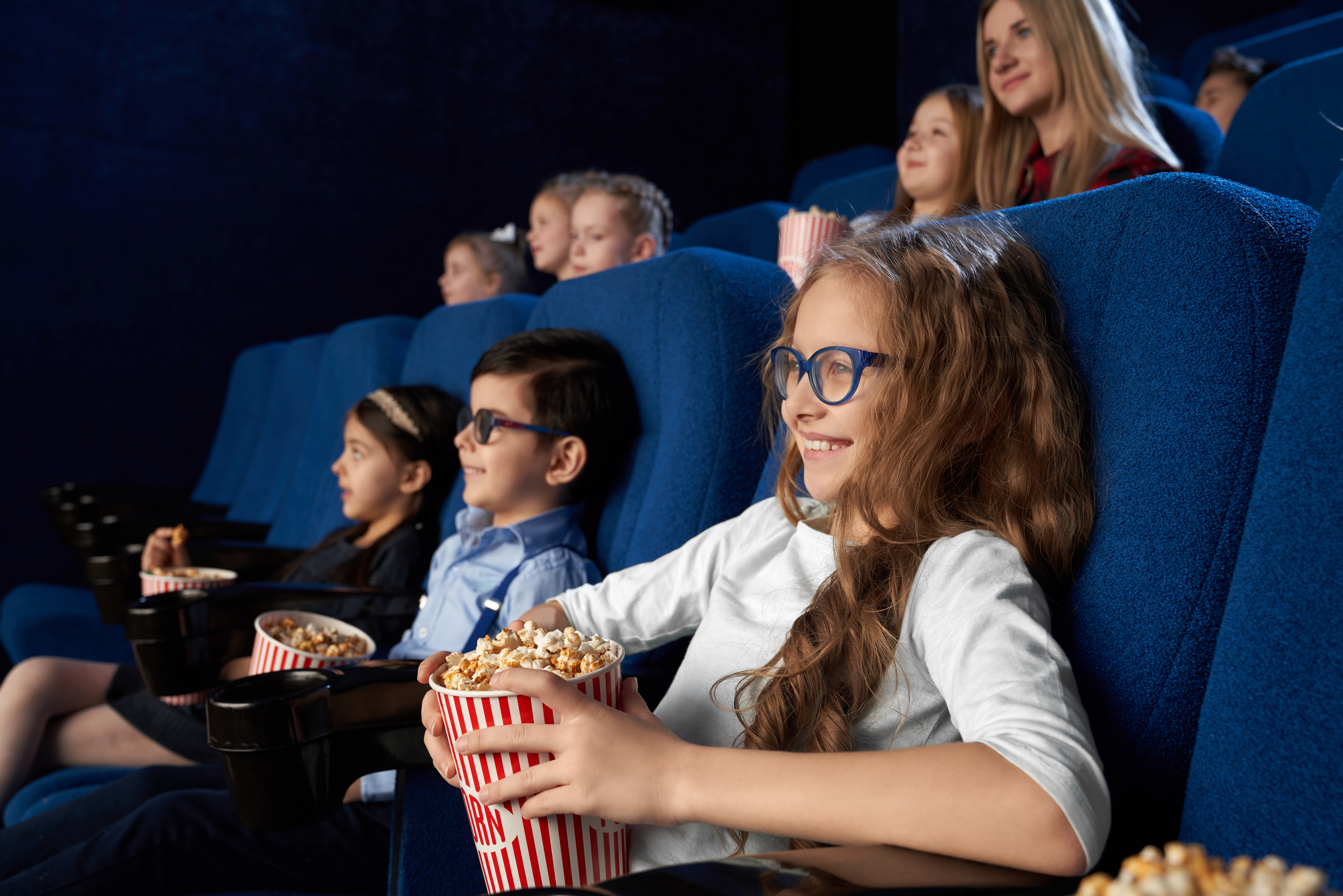 Важные изменения в кинотеатрах: что будут показывать на большом экране в РФ?