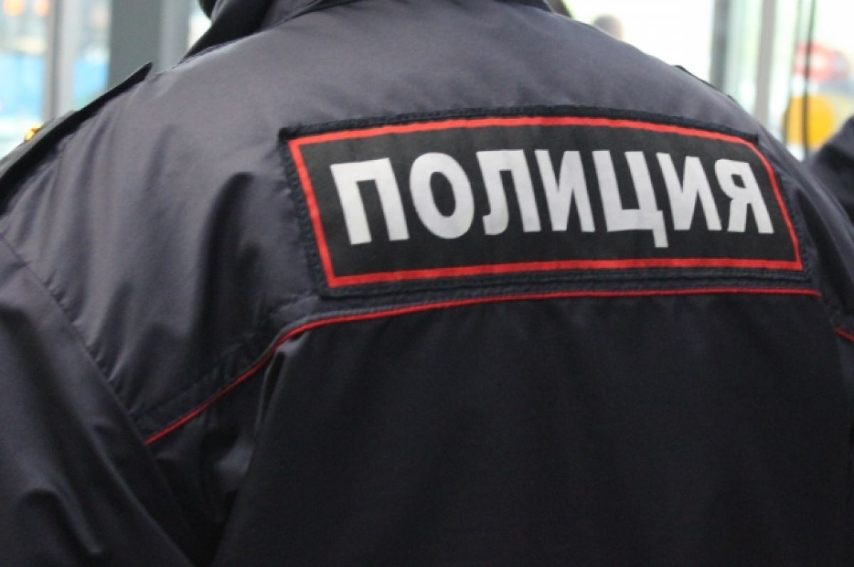 Владимирский полицейский за оскорбления сломал мужчине ногу