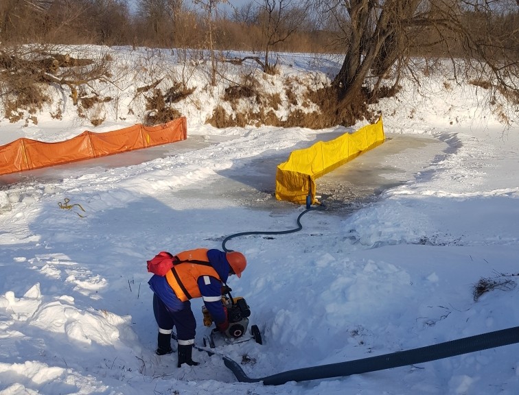 На реках Владимирской области провели учения на случай разлива нефтепродуктов