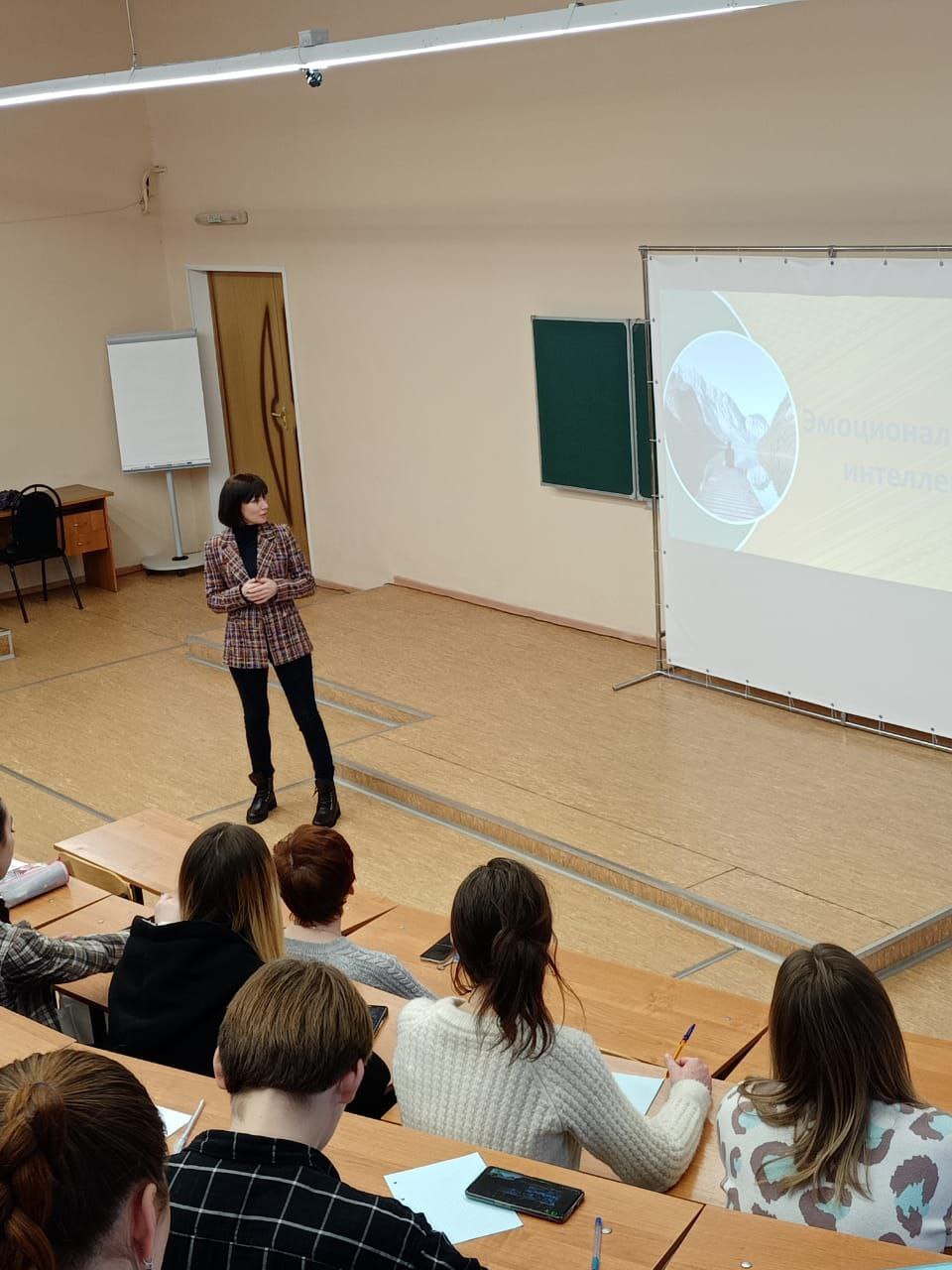 Лидеры Сбера провели интерактивные лекции по ESG для студентов Владимирской области