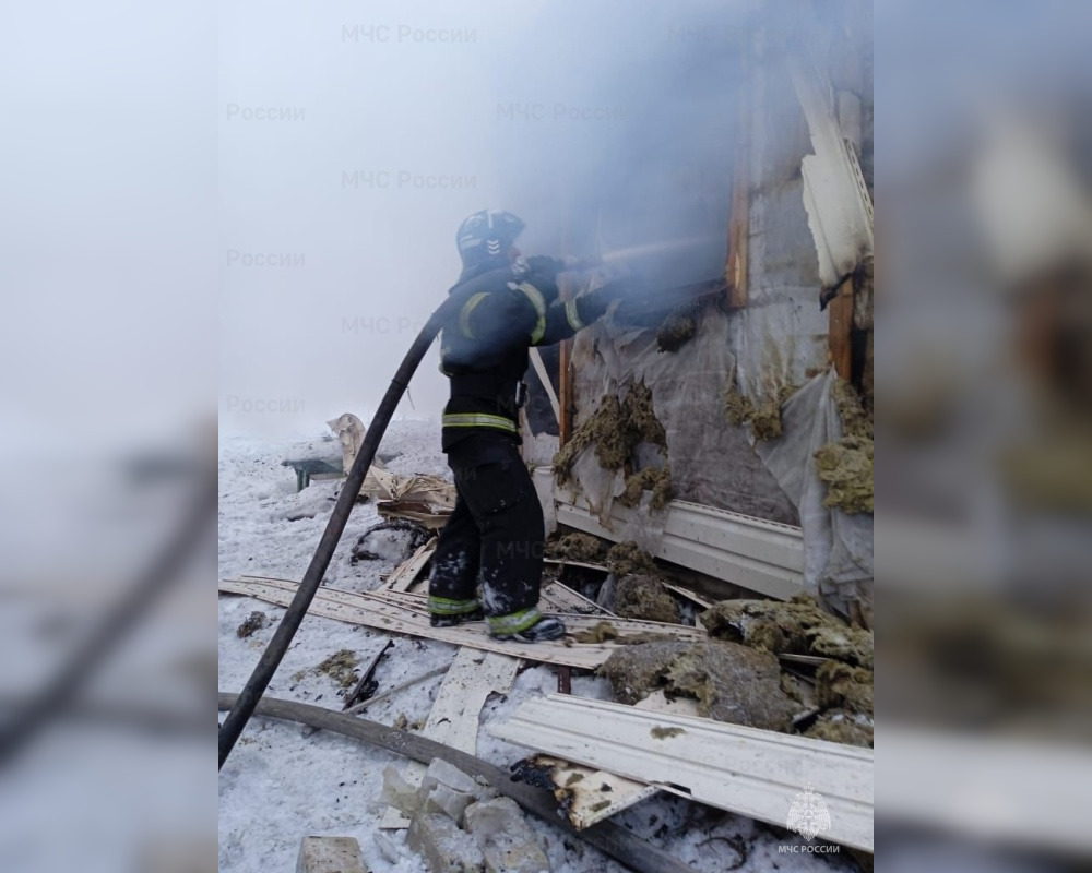 В Киржачском районе пожар уничтожил жилой дом
