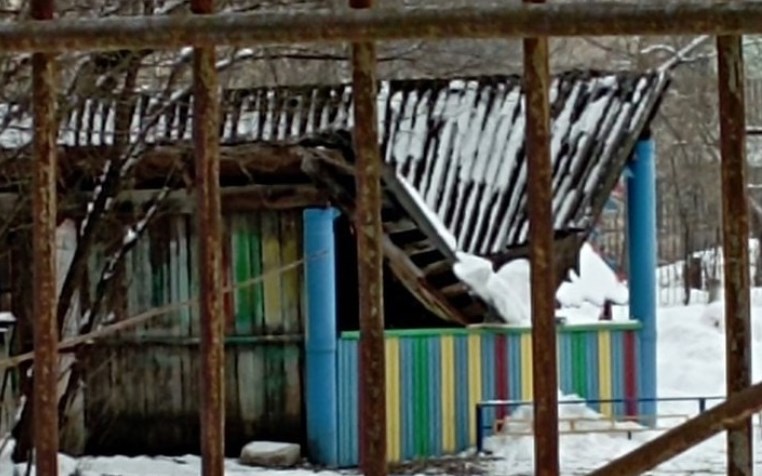 В Гусь-Хрустальном после обрушения веранды проверяют очистку территорий детских садов 