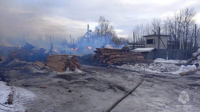 В городском округе Владимирской области сгорела пилорама