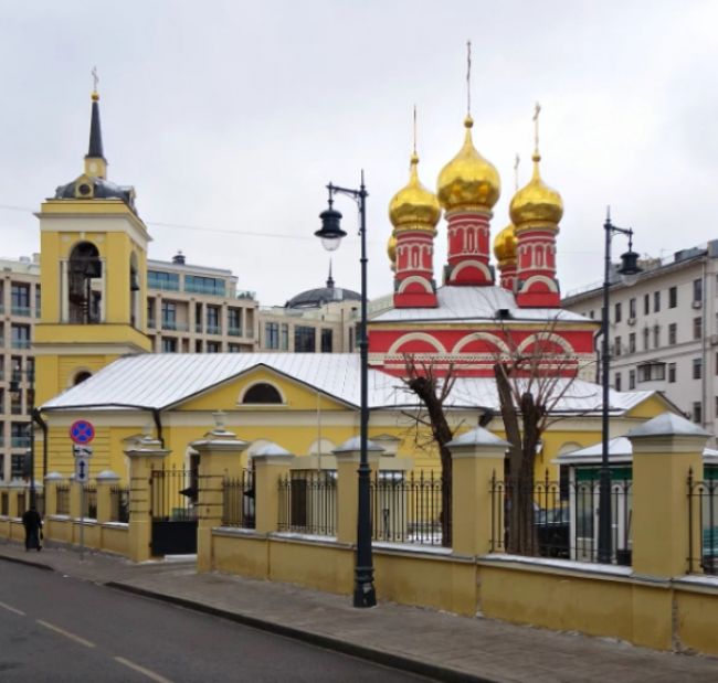 В Москве житель Владимирской области разделся догола в храме