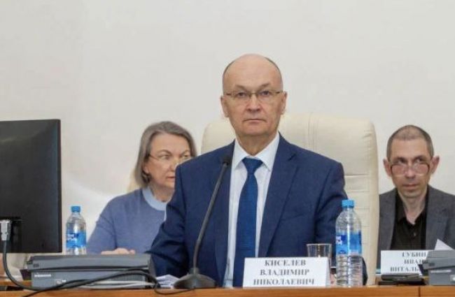 Спикер областного Заксобрания Владимир Киселев может стать сенатором