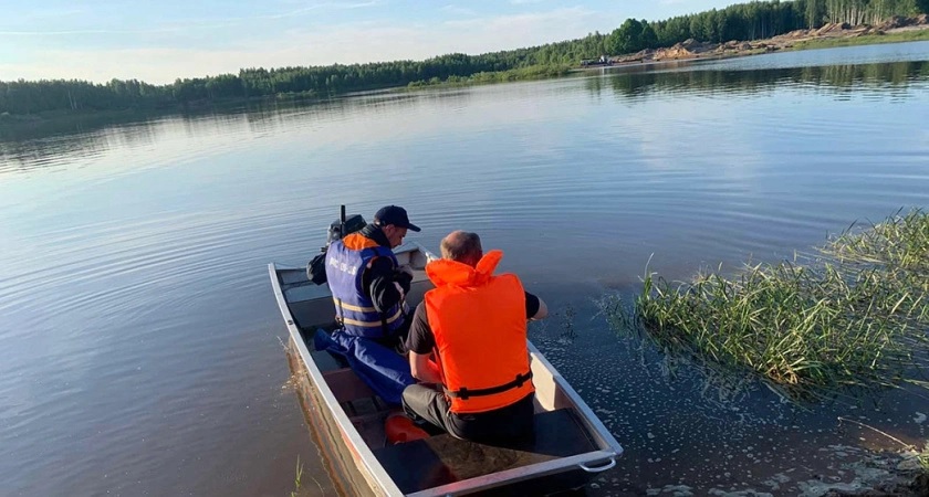 В Вязниковском районе спасатели вытащили из реки утонувшего рыбака