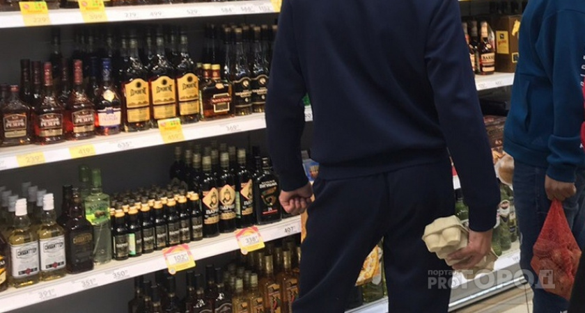 В России собираются запретить торговлю алкоголем в жилых домах