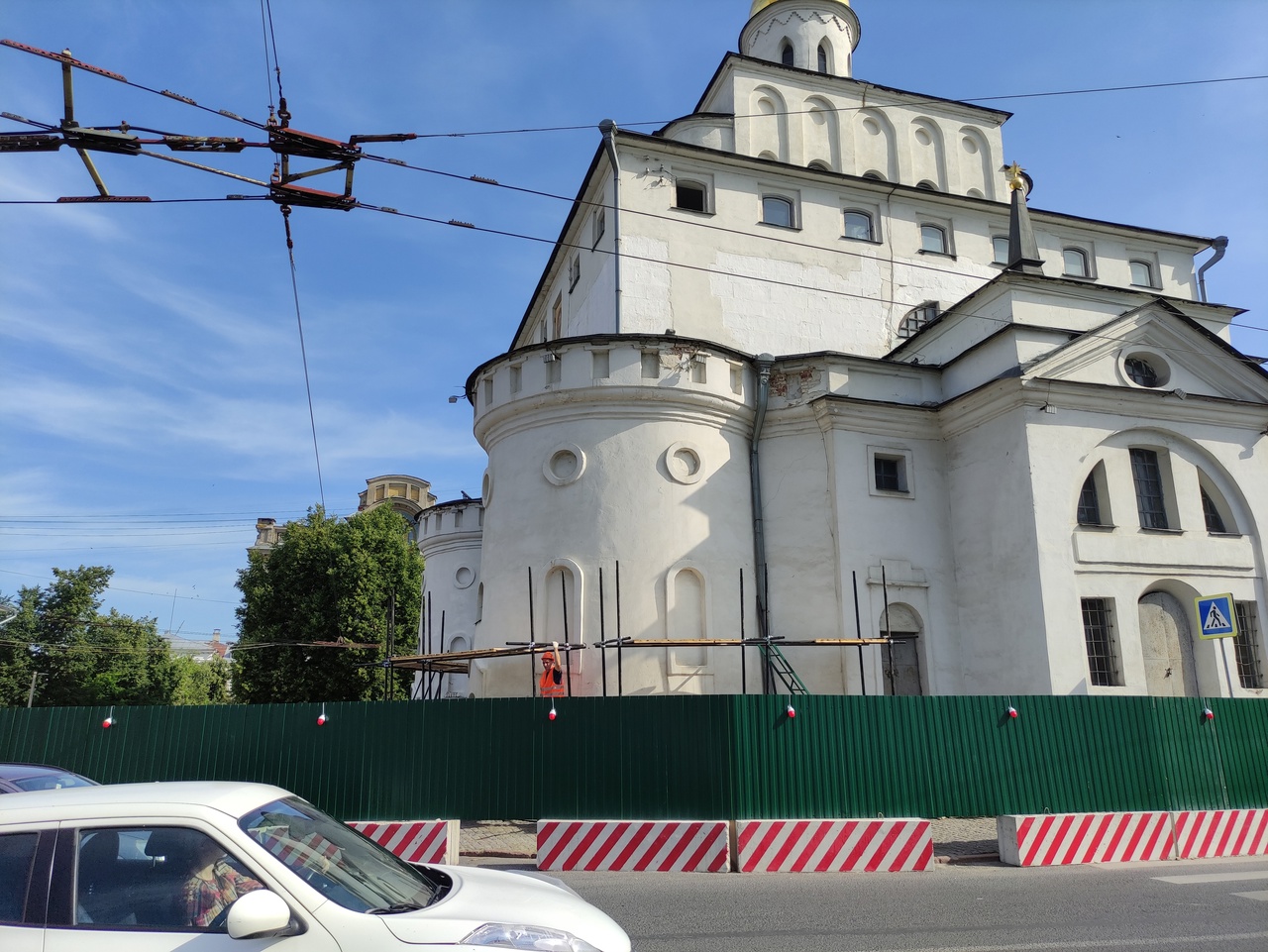 Движение около Золотых ворот на время их ремонта не изменится