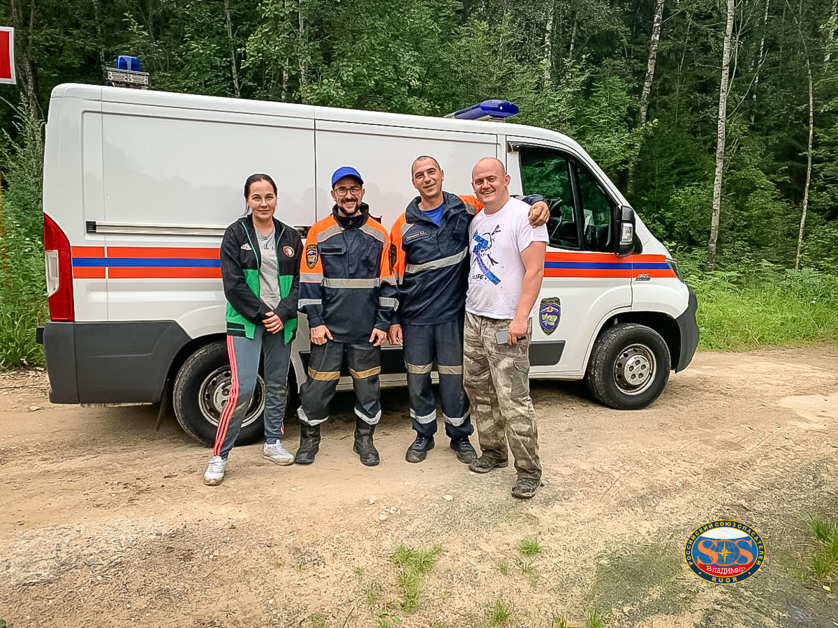  во Владимирской области спасли "лесных потеряшек" и автомобиль