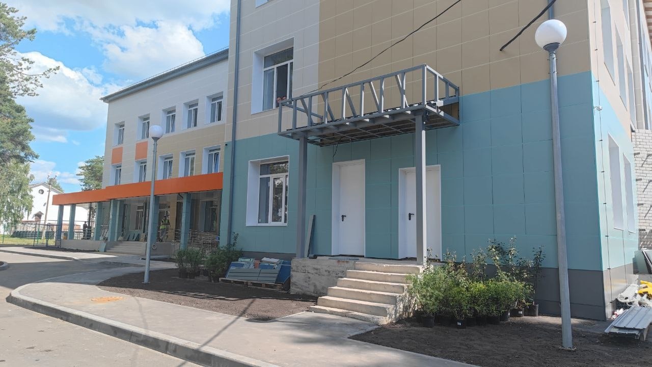 В поселке Мелехово Ковровского района завершают реконструкцию районной больницы