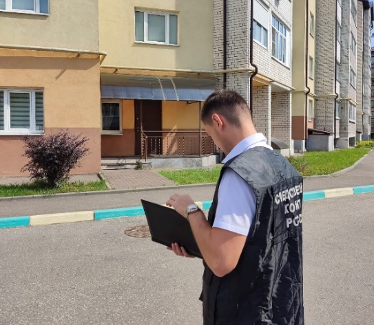 Во Владимире из окна квартиры на 5 этаже выпал годовалый ребенок
