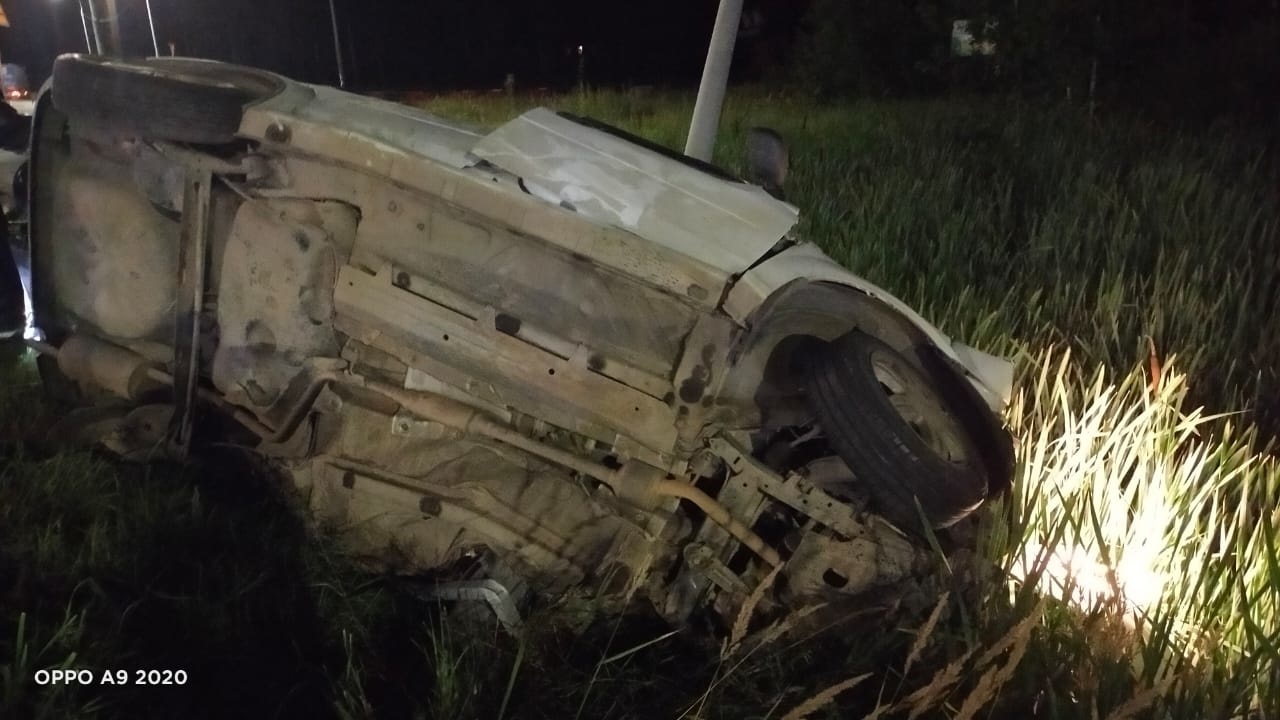 На дорогах Владимирской области два автомобиля опрокинулись в кювет