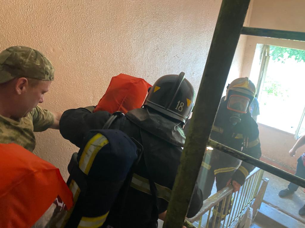 Огнеборцы спасли несколько человек на пожаре в Вязниках