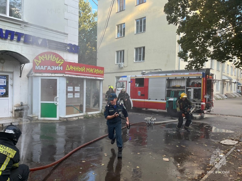 Во Владимире загорелась пекарня "Добрые булки"