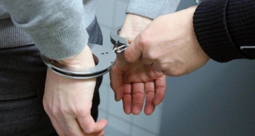 Вынес дюжину дезодорантов: Во Владимире полицейские задержали бьюти-вора