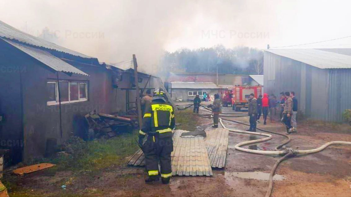 В Гусь-Хрустальном районе произошел пожар на производстве гипсовых игрушек