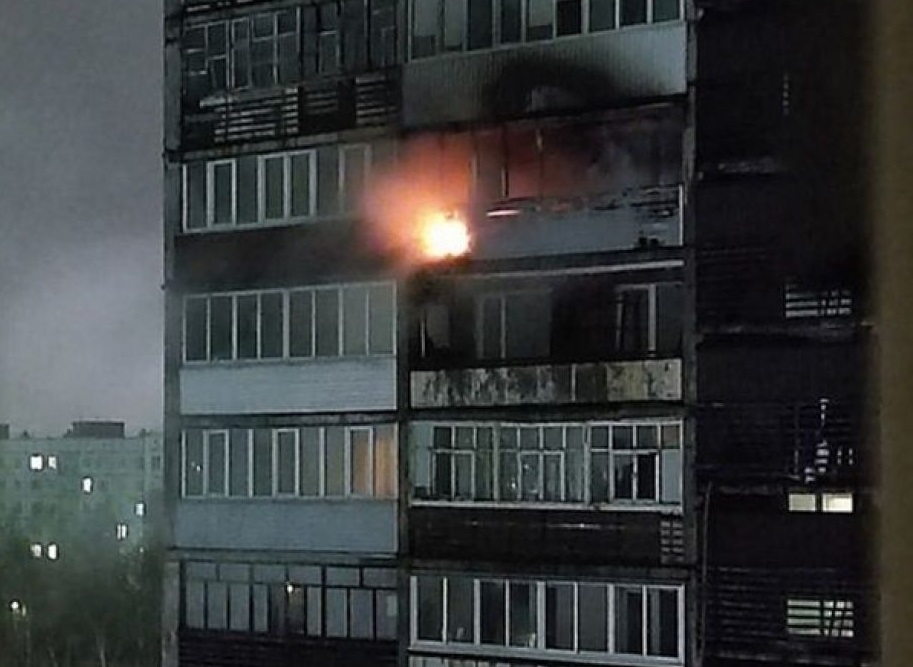 В многоэтажке в Радужном заживо сгорел мужчина