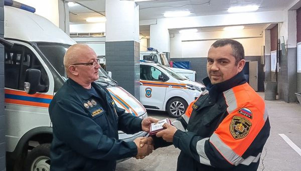 Владимирских спасателей наградили за предотвращение гибели девушки-подростка