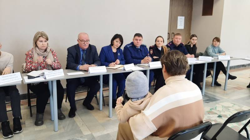 Участники "Правового поезда" в Собинском районе пожаловались омбудсмену на электриков и дорожников