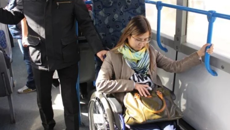 Суд обязал оборудовать автобусы на социальных маршрутах Владимира для инвалидов