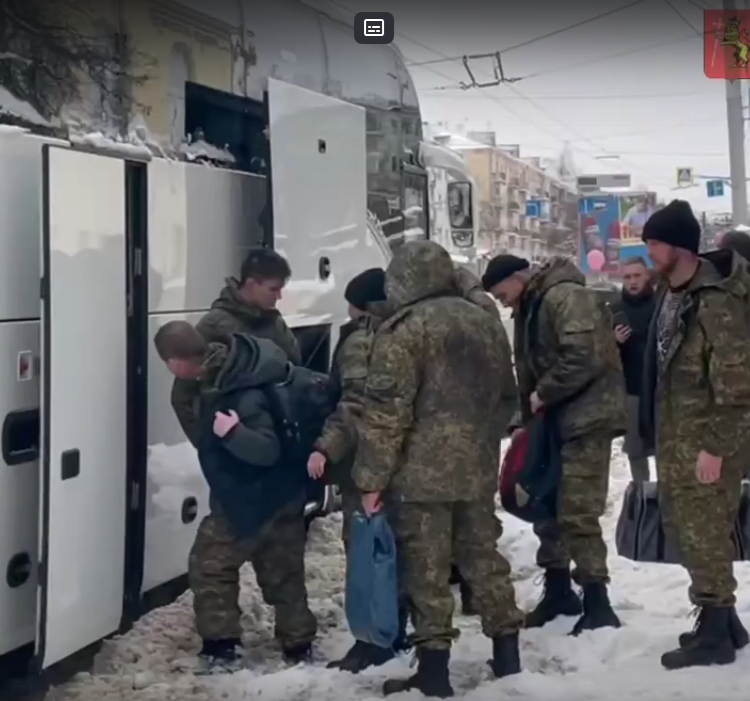 Еще 20 добровольцев из Владимира отправятся на СВО