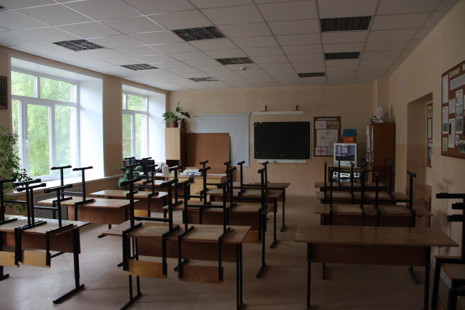 «Единая Россия» и Минпросвещения подвели предварительные итоги программы капремонта школ в 2023 году