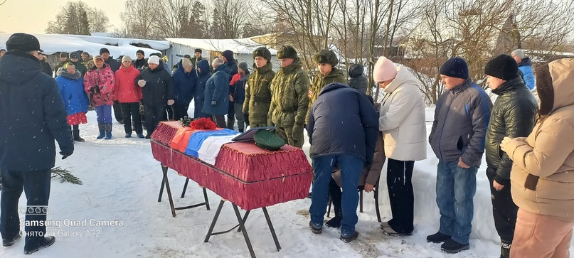 В Юрьев-Польском районе простились с двумя военнослужащими, которые погибли в ходе СВО