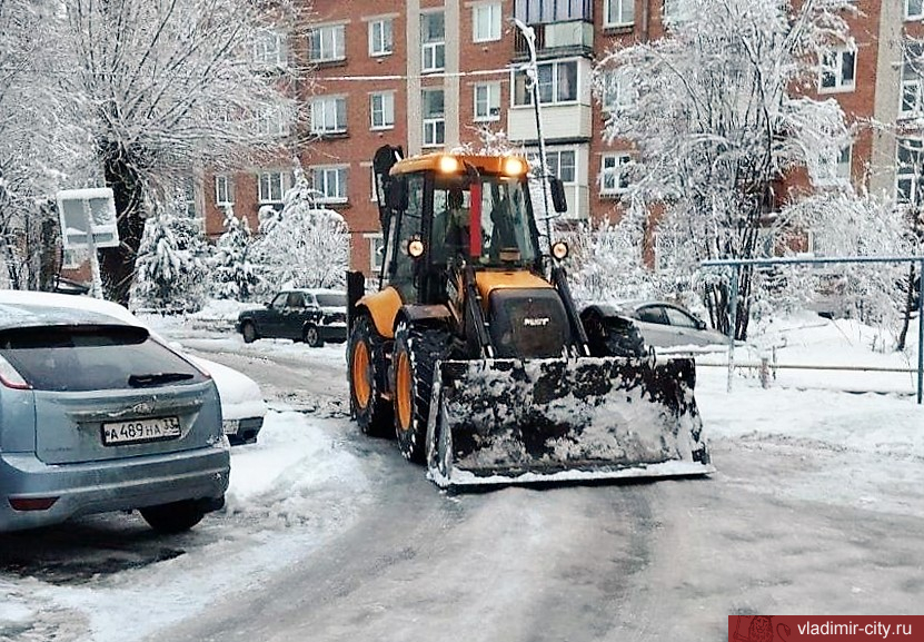 Владимирцев просят убрать свои машины с 10 улиц города на всю ночь 