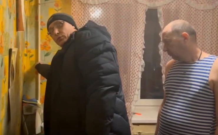  Авдеев лично проверил, как дела с отоплением в квартирах у кольчугинцев