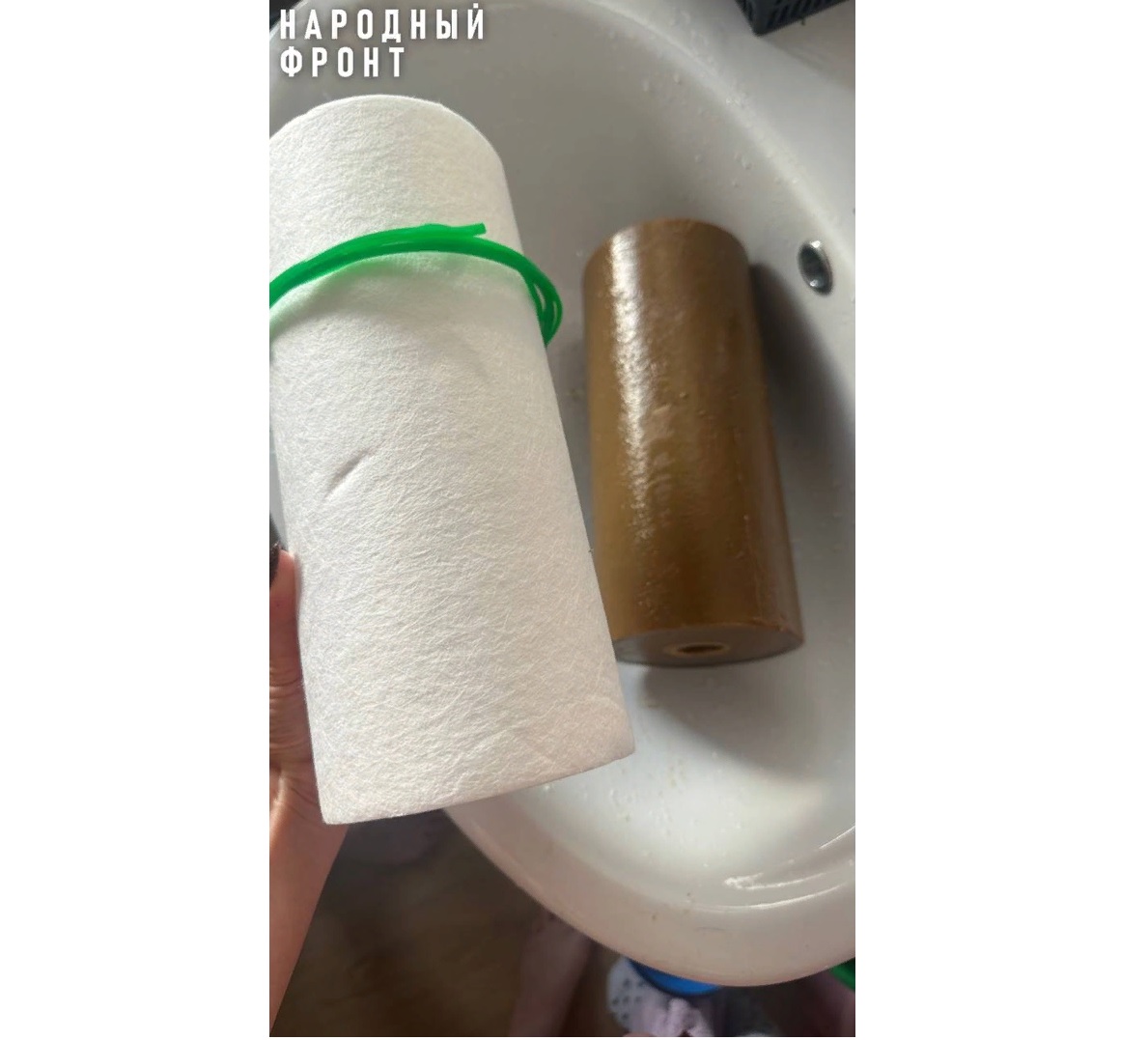 В Боголюбово местные жители вынуждены пить воду с песком и глиной 