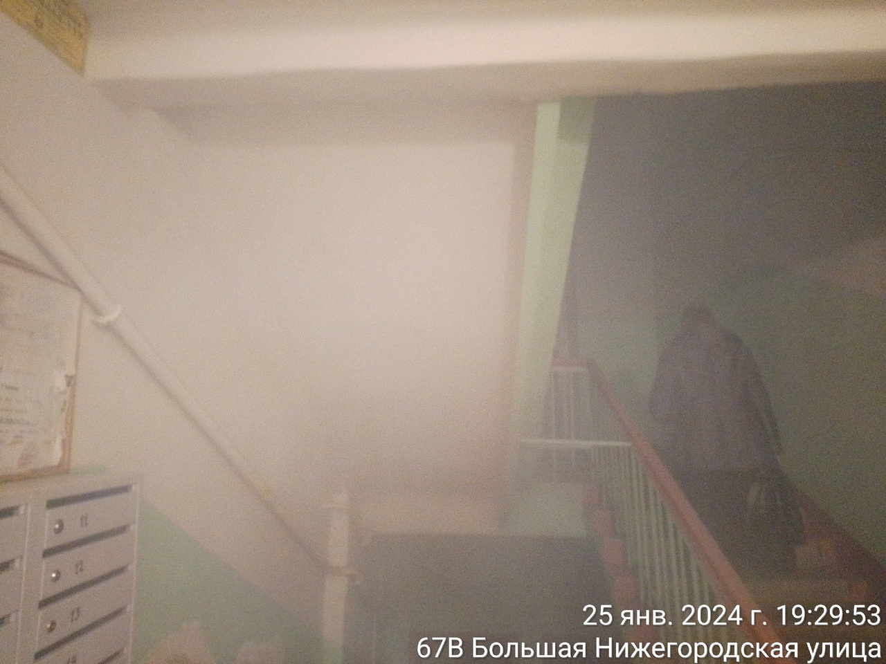Во Владимире столетний дом на Большой Нижегородской залило горячей водой и нечистотами