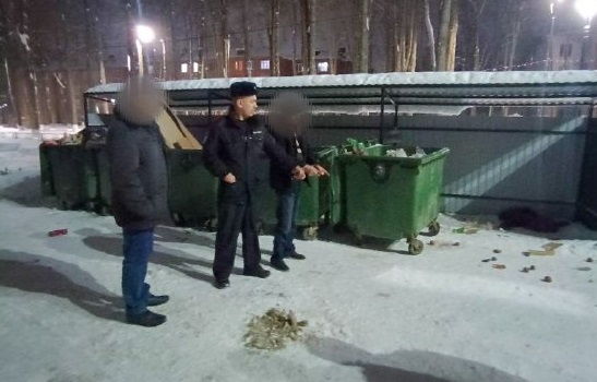 В Кольчугине мужчина пытался выбросить тело сожительницы в мусорный контейнер
