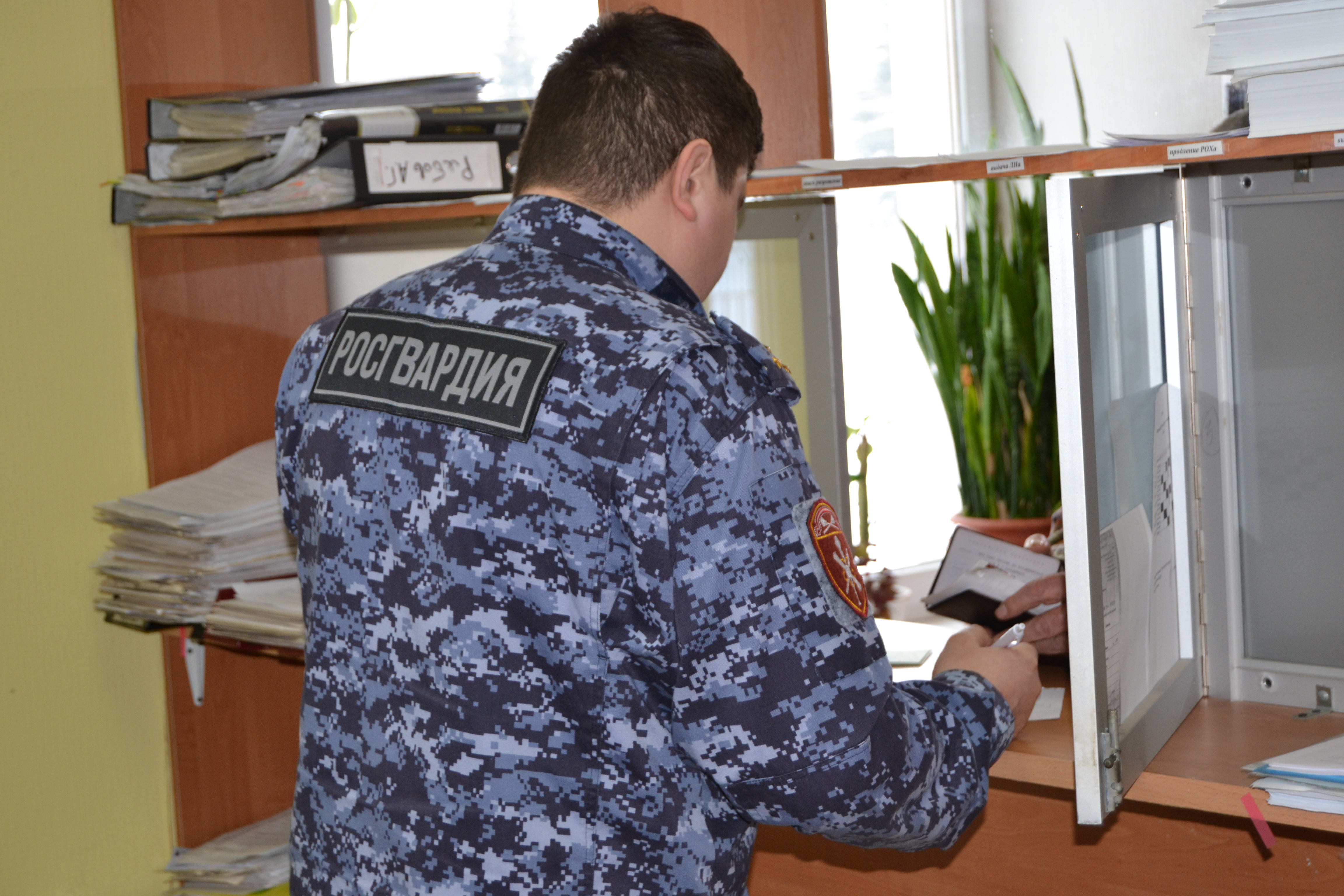 Во Владимирской области росгвардейцы изъяли более 40 единиц оружия и свыше 400 боеприпасов