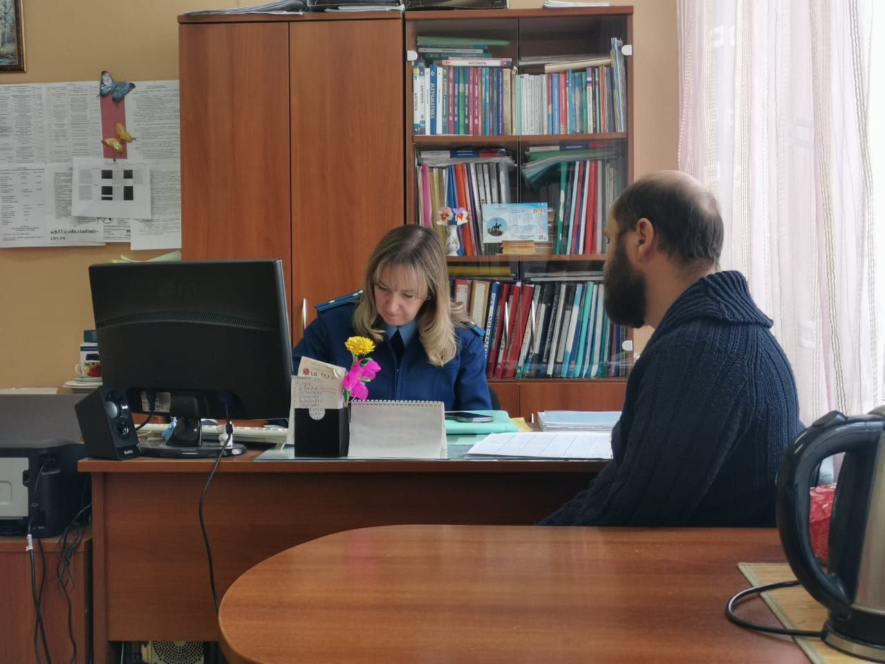 Владимирцы создали петицию в поддержку избившего подростка учителя