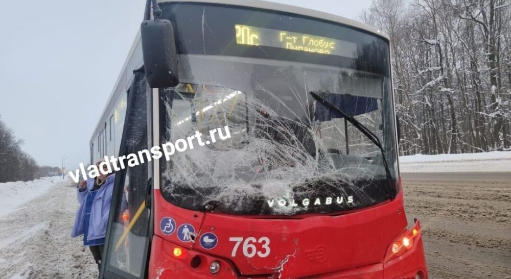 В ДТП с участием автобусов во Владимире погиб один человек