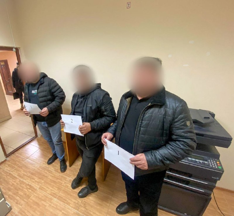 Во Владимире завершили расследование уголовное дела мигранта, угрожавшему женщине из-за елки