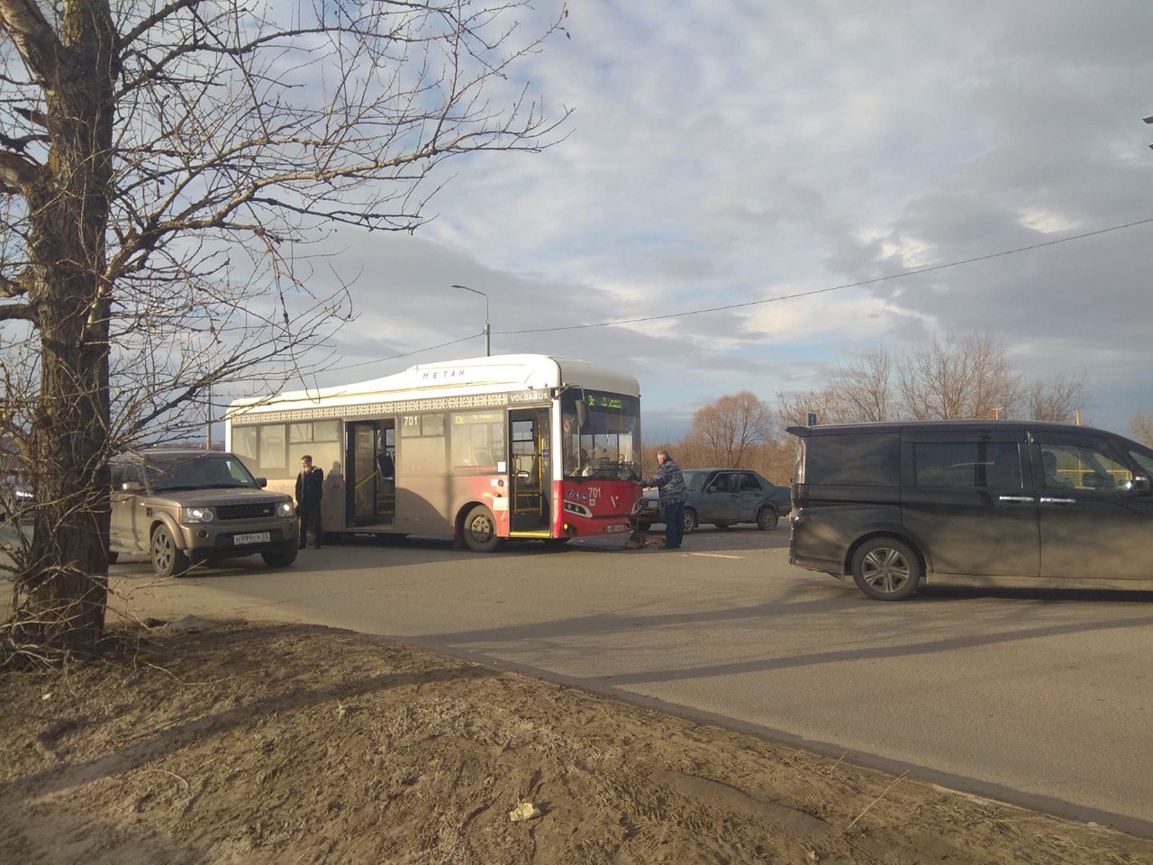 Во Владимире легковушка врезалась в автобус 