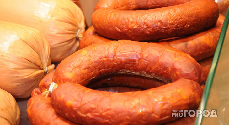 "Там натуральное мясо - берите смело": россиянам назвали самые лучшие марки колбасы*