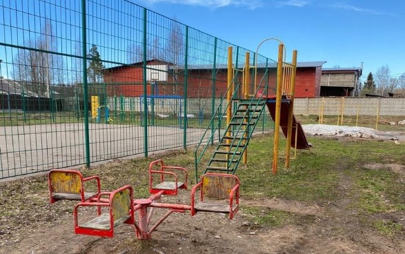 Прокуратура Владимирской области проверяет состояние детских площадок на селе