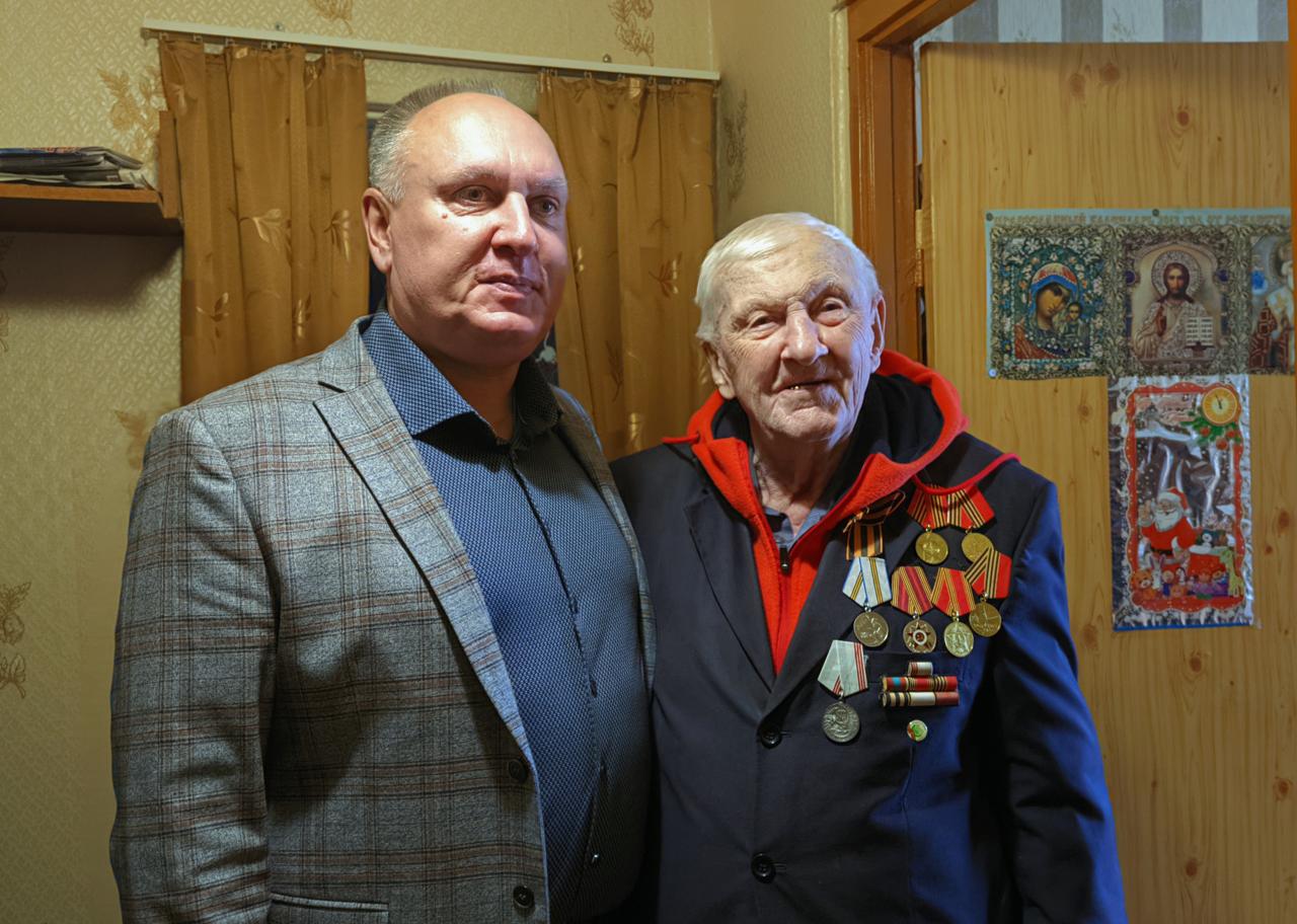 Николай Толбухин поздравил с наступающим Днем Победы ветеранов Великой Отечественной войны