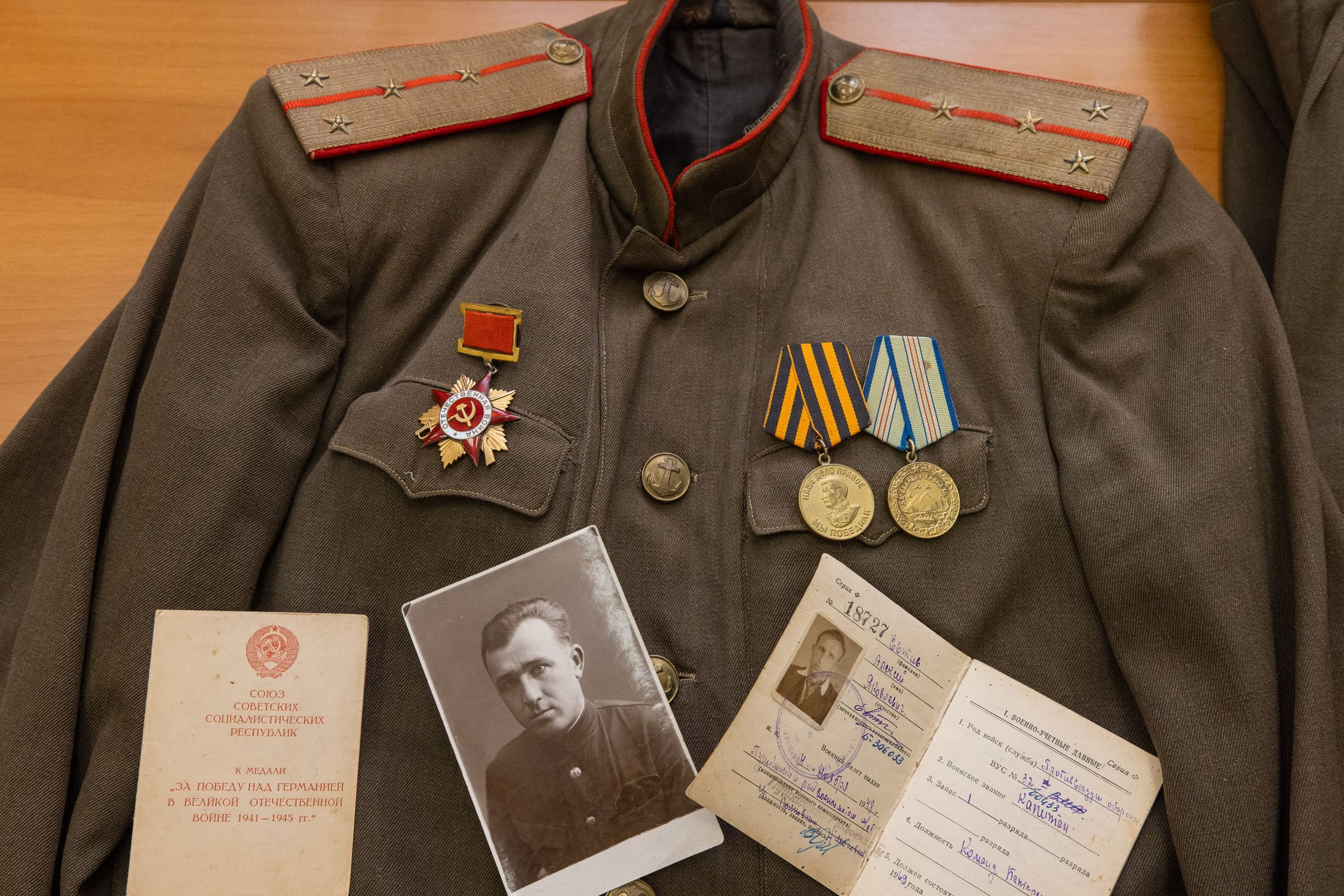Коллекцию раритетов ветерана ВОВ из Владимирской области подарили Музею Победы