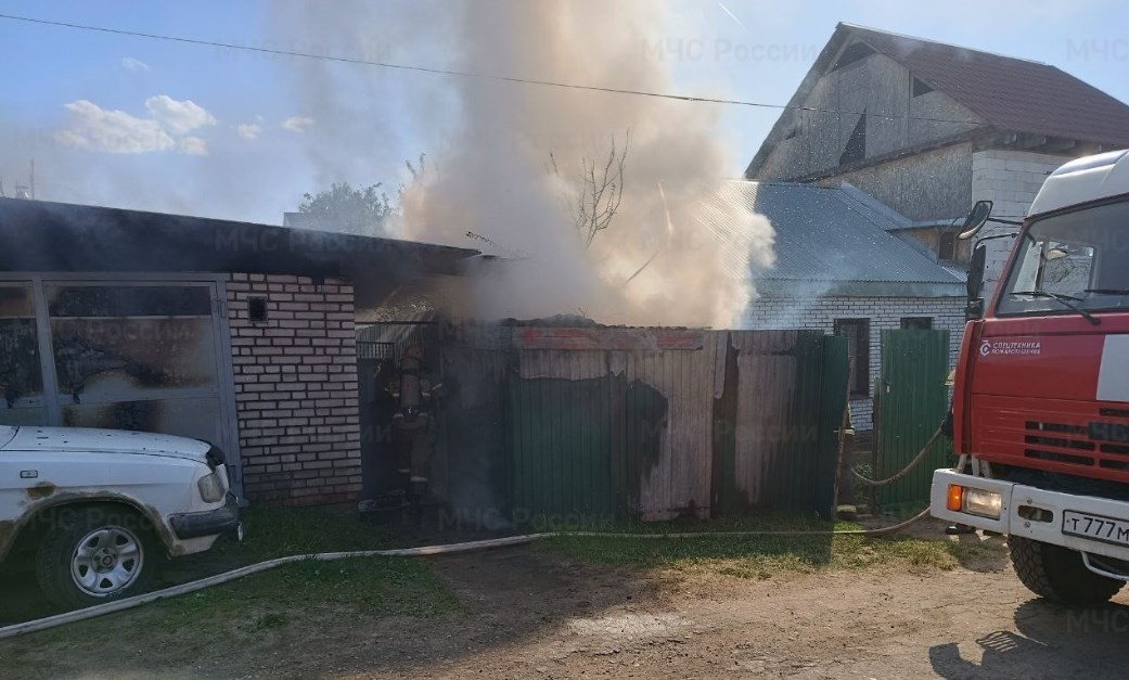 Во Владимире произошло возгорание в двухквартирном жилом доме на Урожайной улице